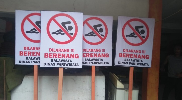 Detail Gambar Dilarang Berenang Nomer 11