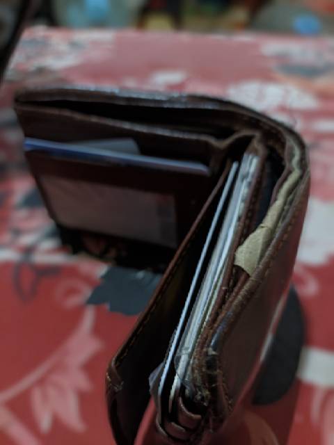 Detail Gambar Dompet Kosong Nomer 16