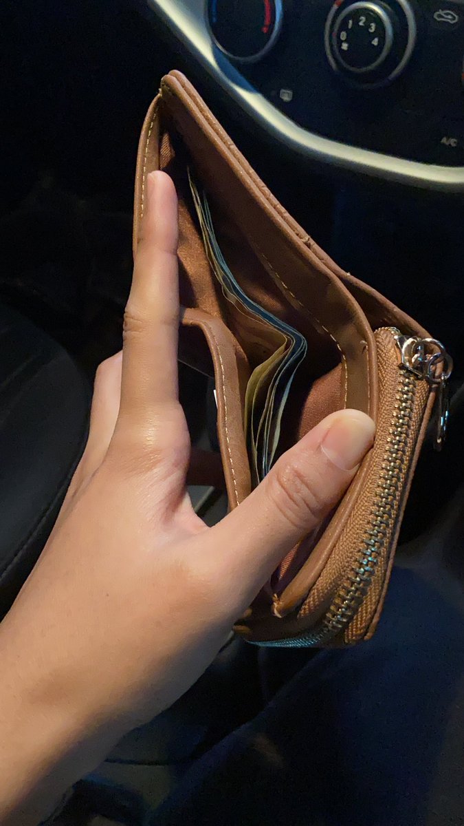 Detail Gambar Dompet Kosong Nomer 19