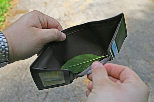 Detail Gambar Dompet Kosong Nomer 23