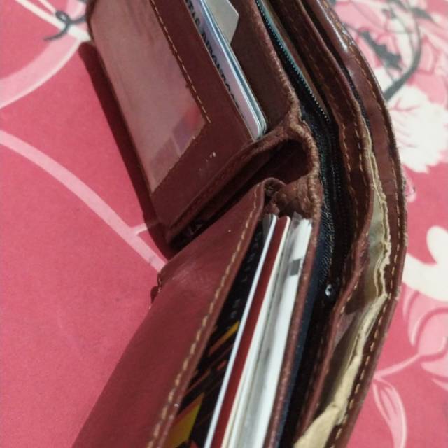 Detail Gambar Dompet Kosong Nomer 6