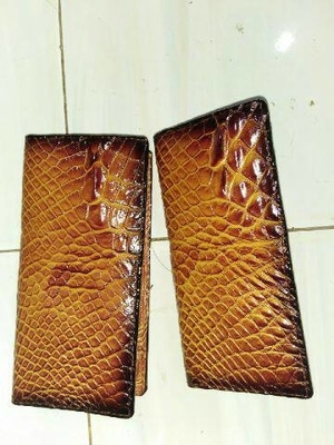 Detail Gambar Dompet Kulit Buaya Nomer 33