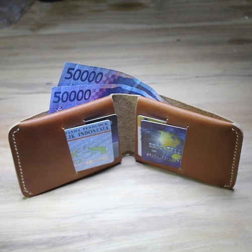 Detail Gambar Dompet Pria Nomer 36