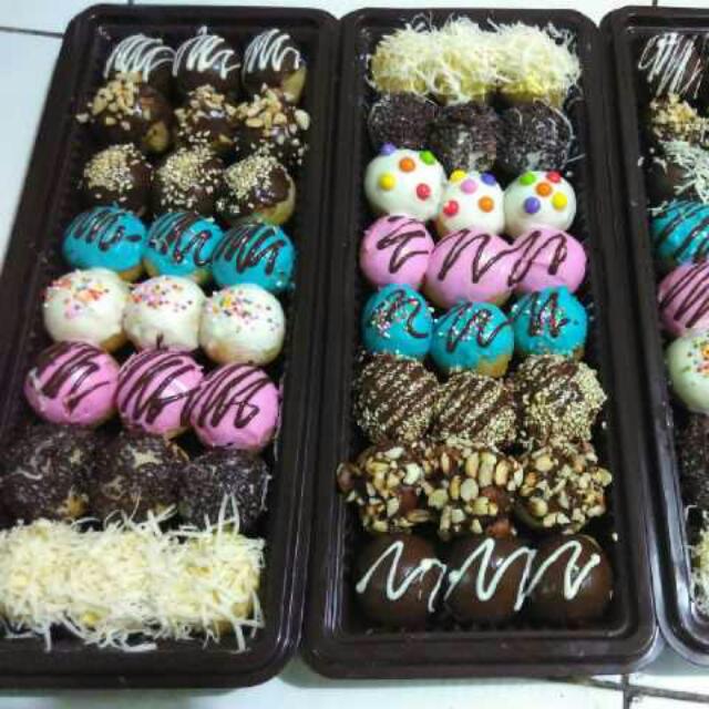 Detail Gambar Donat Aneka Rasa Nomer 13