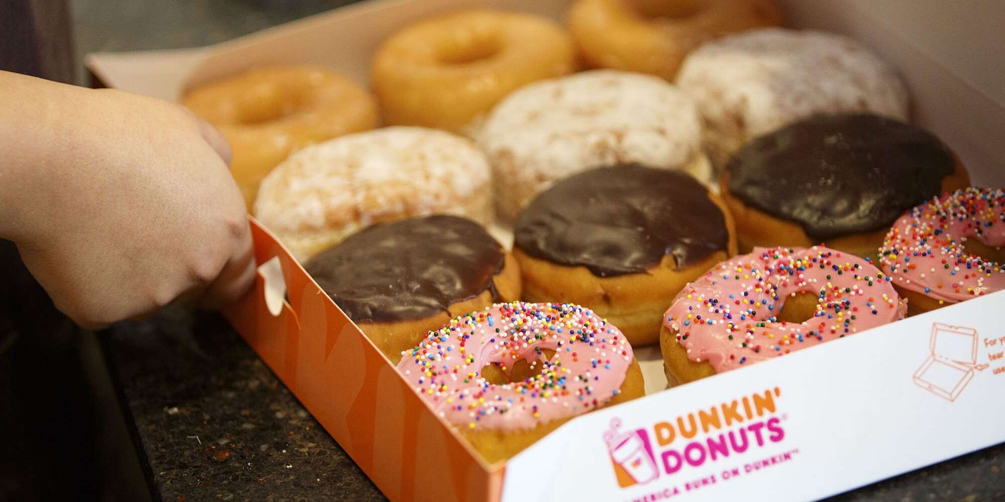 Detail Gambar Donat Dunkin Nomer 11