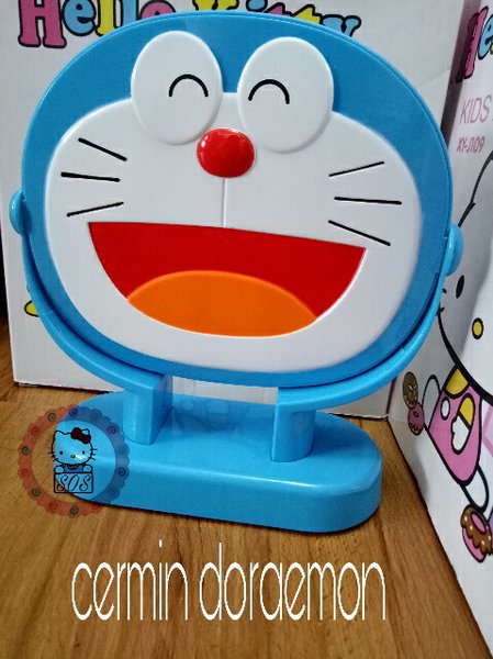 Detail Gambar Doraemon Duduk Nomer 52