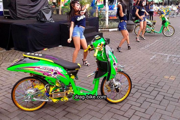 Detail Gambar Drag Scoopy Nomer 40