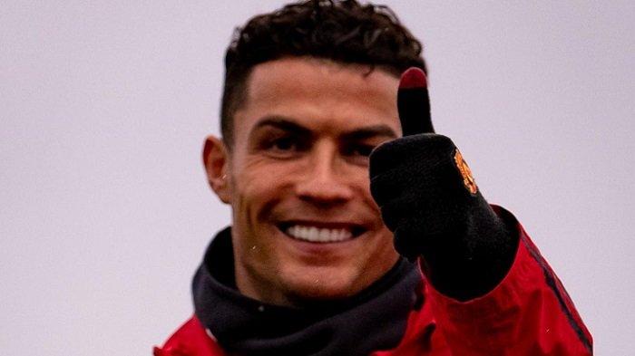 Detail Gambar Dunia Yang Dipegang Nomer 13