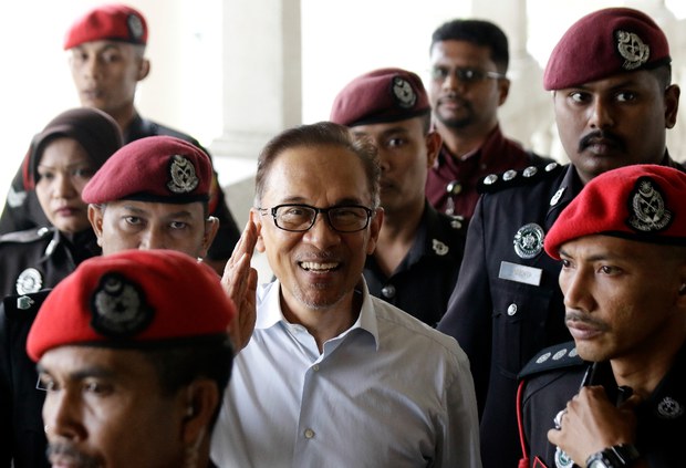 Detail Gambar Edit Anwar Ibrahim Nomer 22