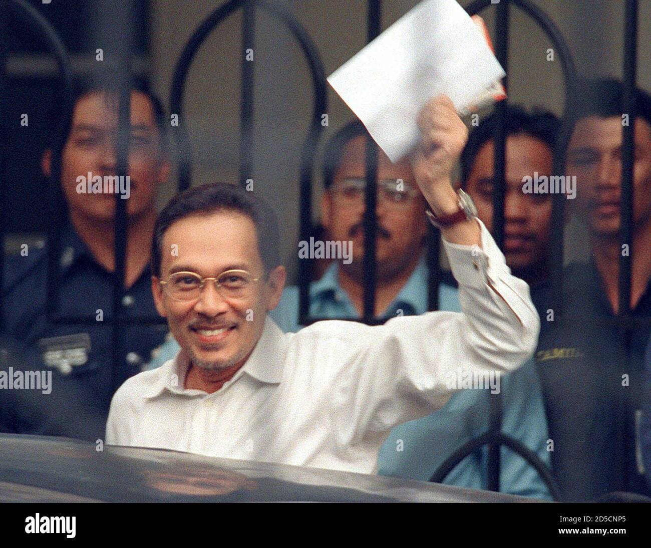 Detail Gambar Edit Anwar Ibrahim Nomer 5