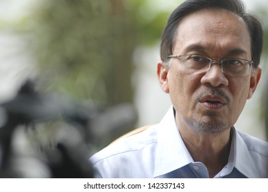 Detail Gambar Edit Anwar Ibrahim Nomer 7