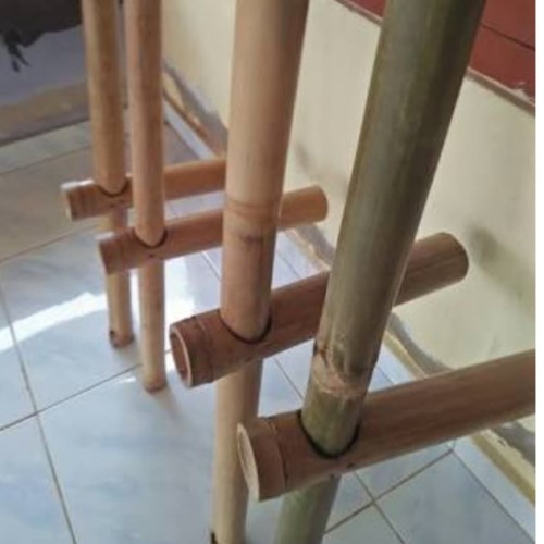 Detail Gambar Egrang Bambu Nomer 2