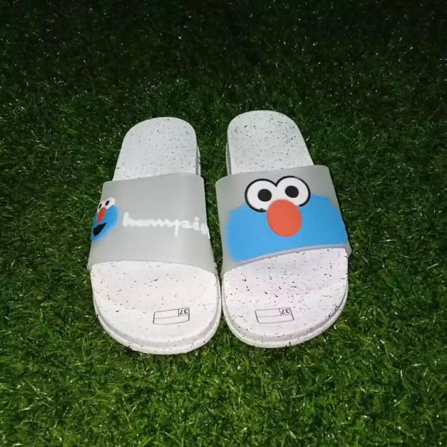 Detail Gambar Elmo Biru Nomer 46