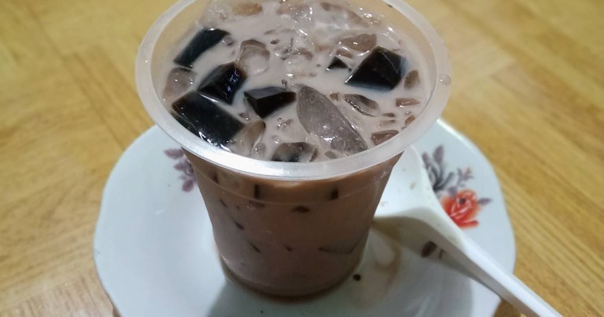 Detail Gambar Es Cincau Susu Nomer 27