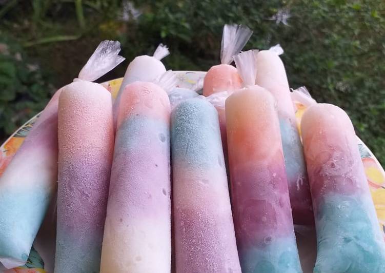 Detail Gambar Es Jelly Pelangi Nomer 27