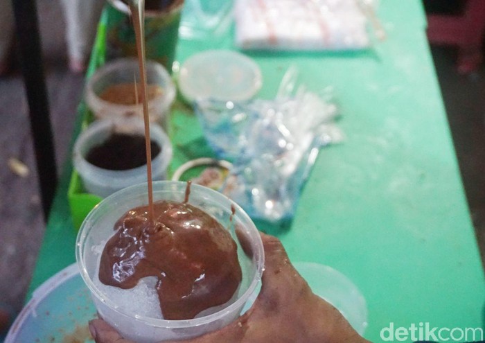 Detail Gambar Es Kepal Milo Nomer 43