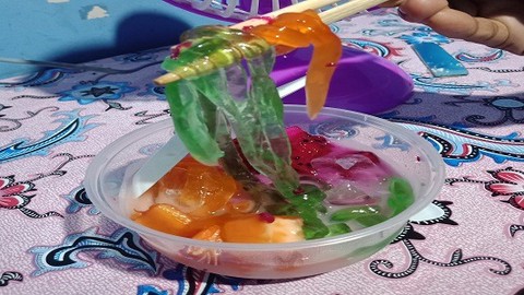 Detail Gambar Es Mie Ramen Nomer 12
