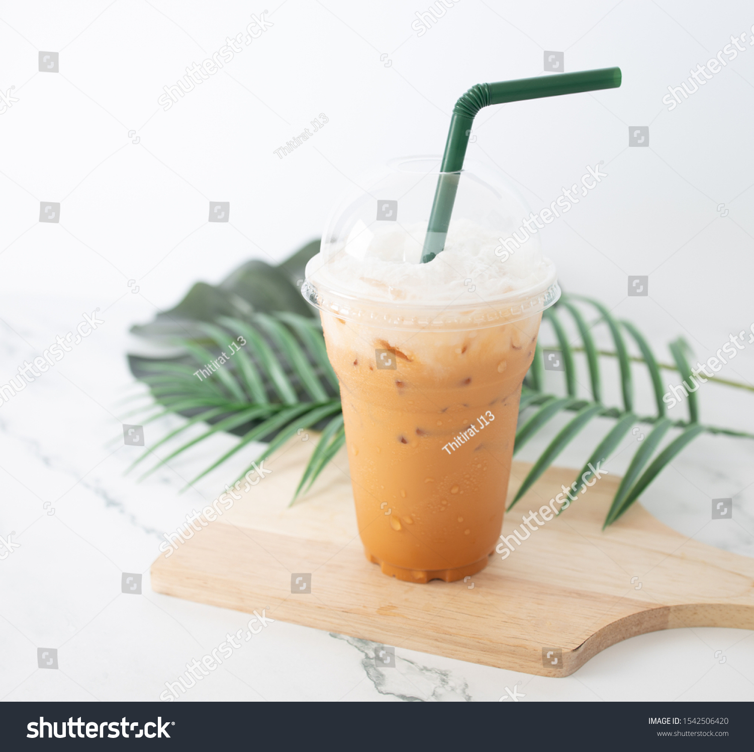 Detail Gambar Es Thai Tea Nomer 51