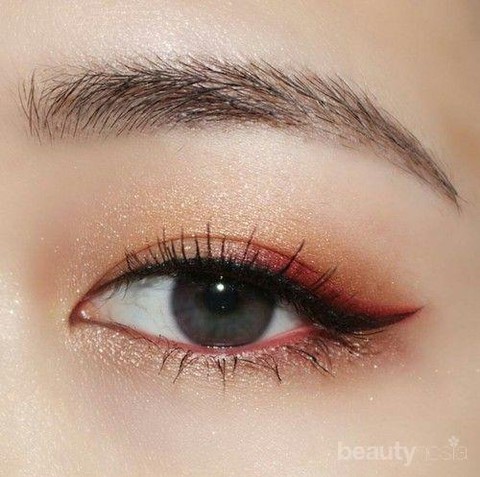 Detail Gambar Eyeshadow Di Mata Nomer 13