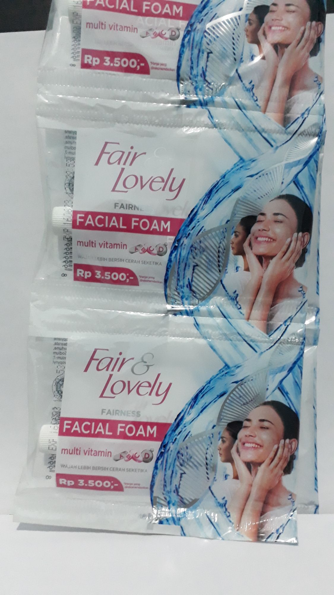 Detail Gambar Fair Lovely Sachet Nomer 40