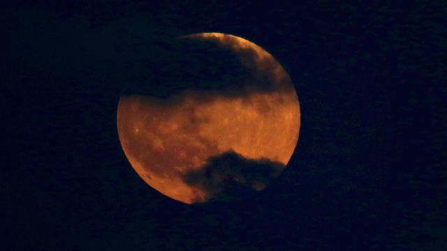 Detail Gambar Fenomena Alam Gerhana Bulan Nomer 49