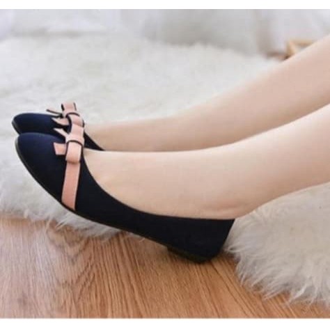 Detail Gambar Flat Shoes Terbaru Nomer 2