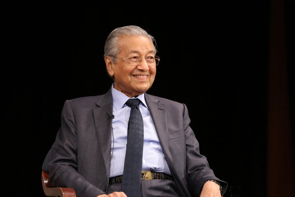 Detail Gambar Formal Mahathir Nomer 8