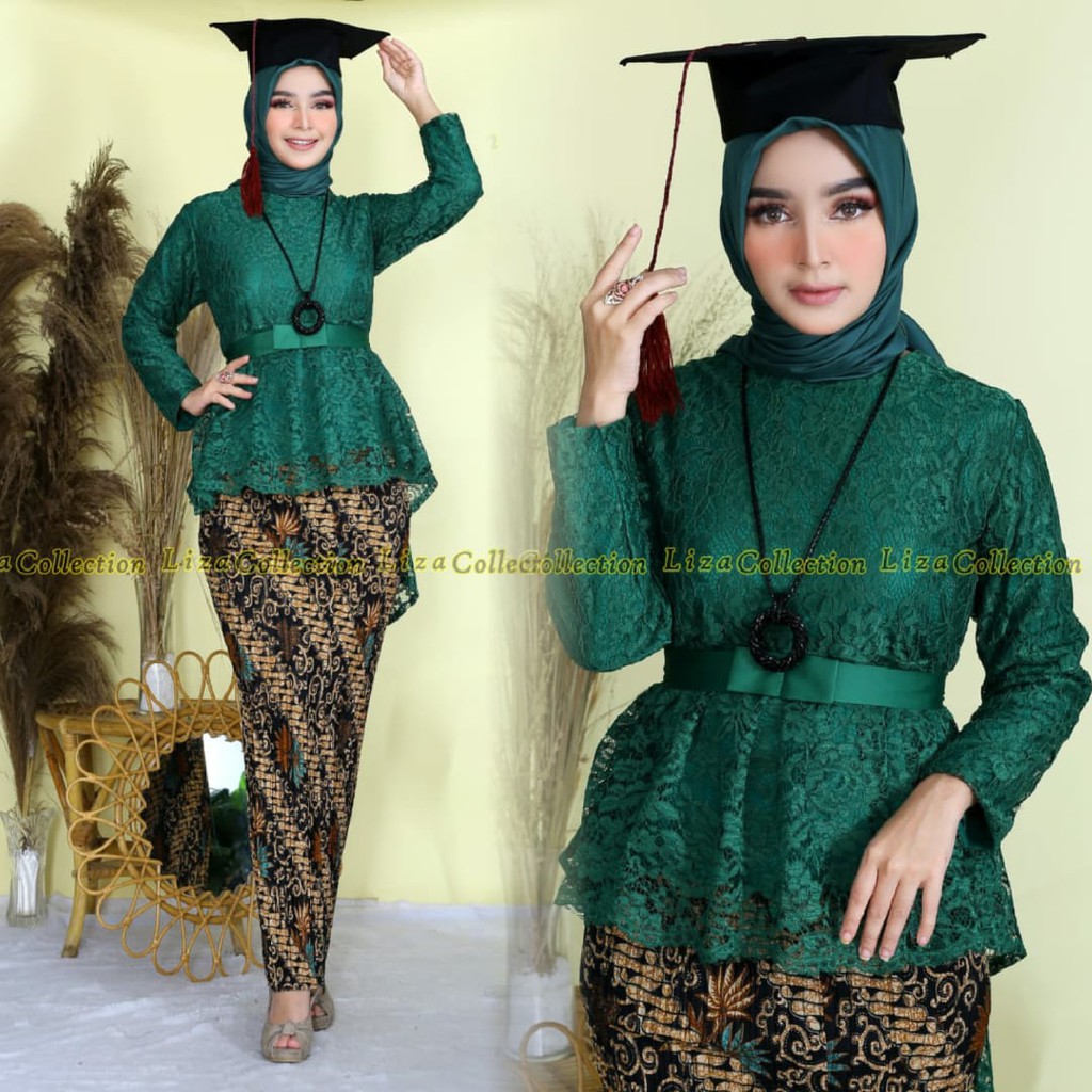 Detail Gambar Foto Baju Wisuda Nomer 2