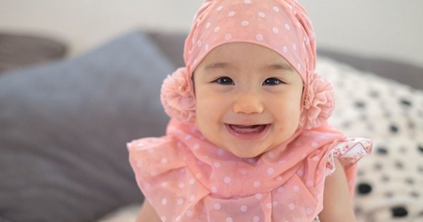 Detail Gambar Foto Bayi Perempuan Nomer 33