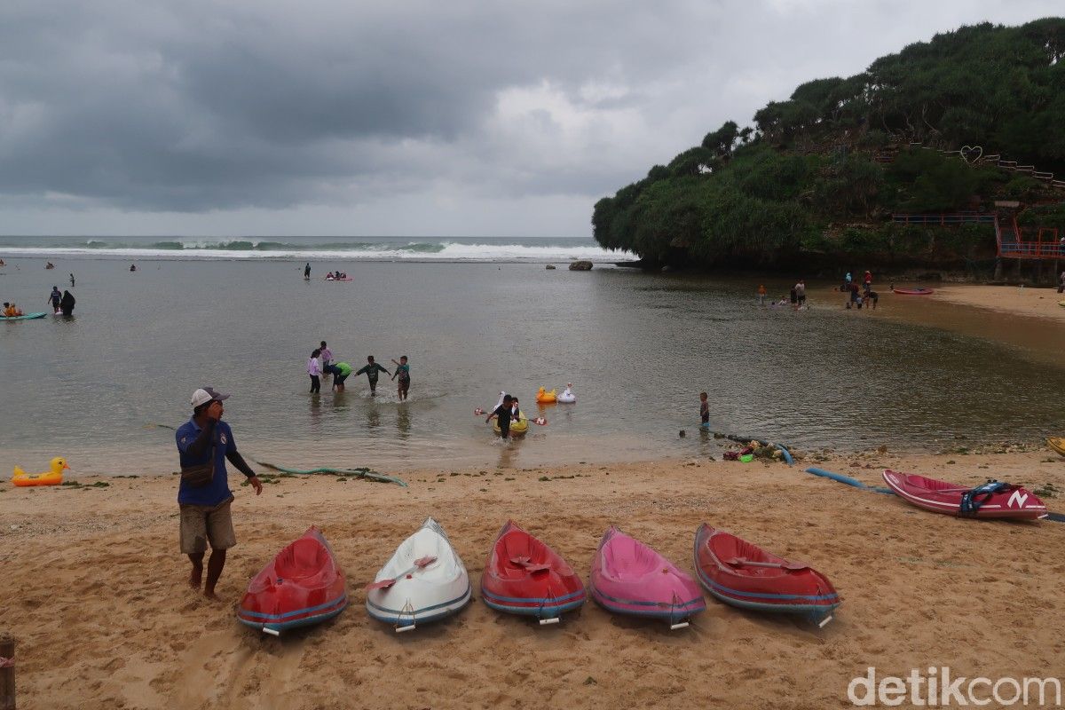 Detail Gambar Foto Di Pantai Nomer 41