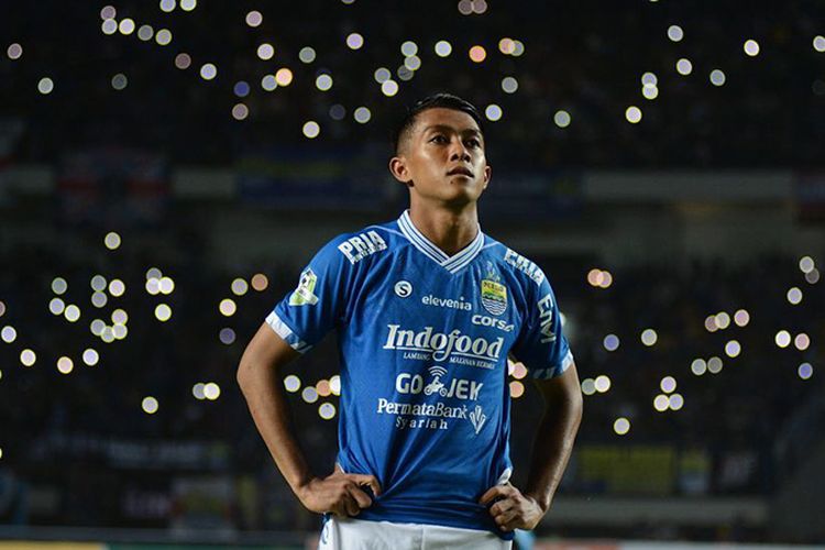 Detail Gambar Foto Febri Hariyadi Laga Persib Bandung Hari Ini Nomer 13