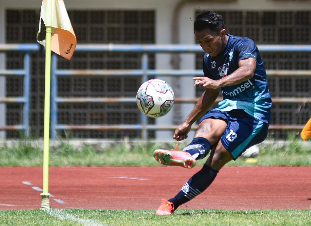 Detail Gambar Foto Febri Hariyadi Laga Persib Bandung Hari Ini Nomer 35