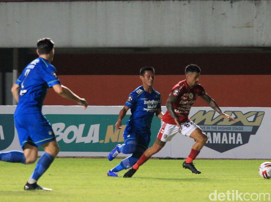 Detail Gambar Foto Febri Hariyadi Persib Bandung Vs Bali United Nomer 36