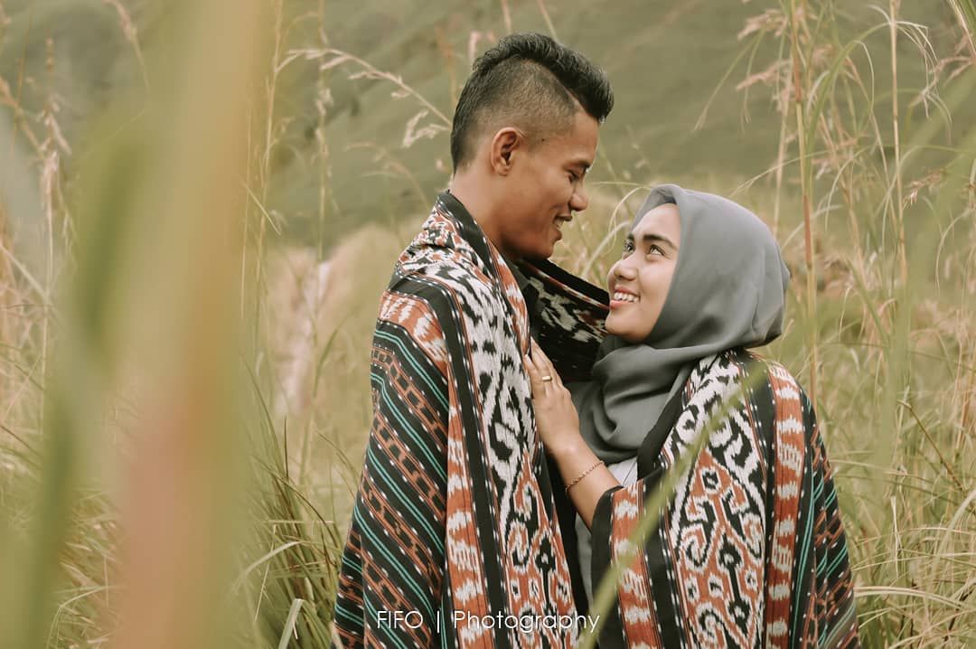 Detail Gambar Foto Private Gambar Foto Prewedding Hijab Nomer 3