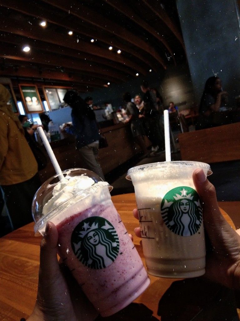 Gambar Foto Starbuck Di Surabaya - KibrisPDR