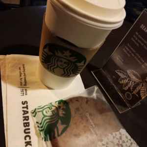 Detail Gambar Foto Starbuck Di Surabaya Nomer 38