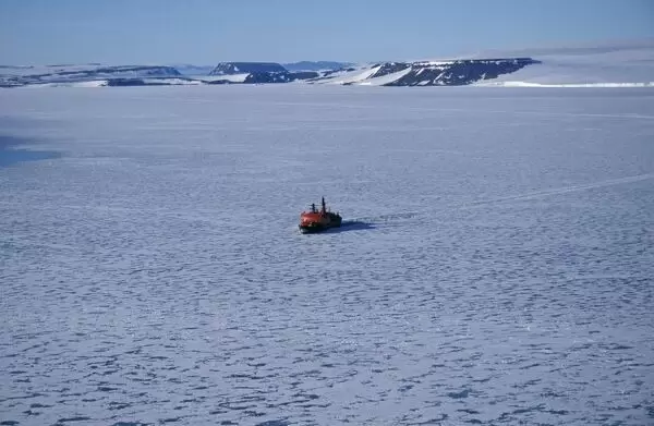 Detail Gambar Franz Josef Land Rusia Nomer 46