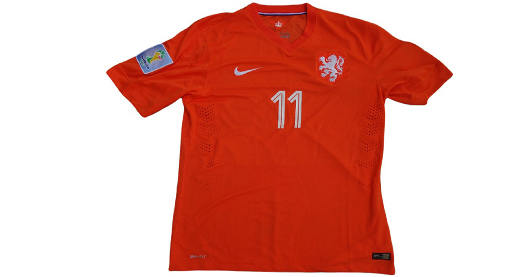 Detail Robben Trikot Niederlande Nomer 4