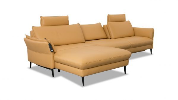 Detail Wohnzimmer Mit Grauer Couch Nomer 19