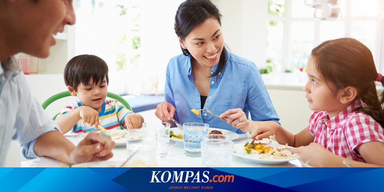 Detail Contoh Cerita Pengalaman Makan Bersama Keluarga Nomer 18