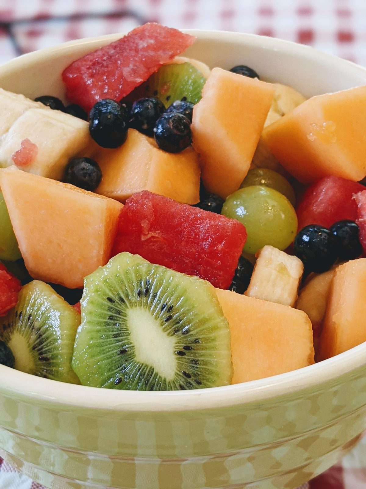 Detail Gambar Fruit Salad Nomer 24