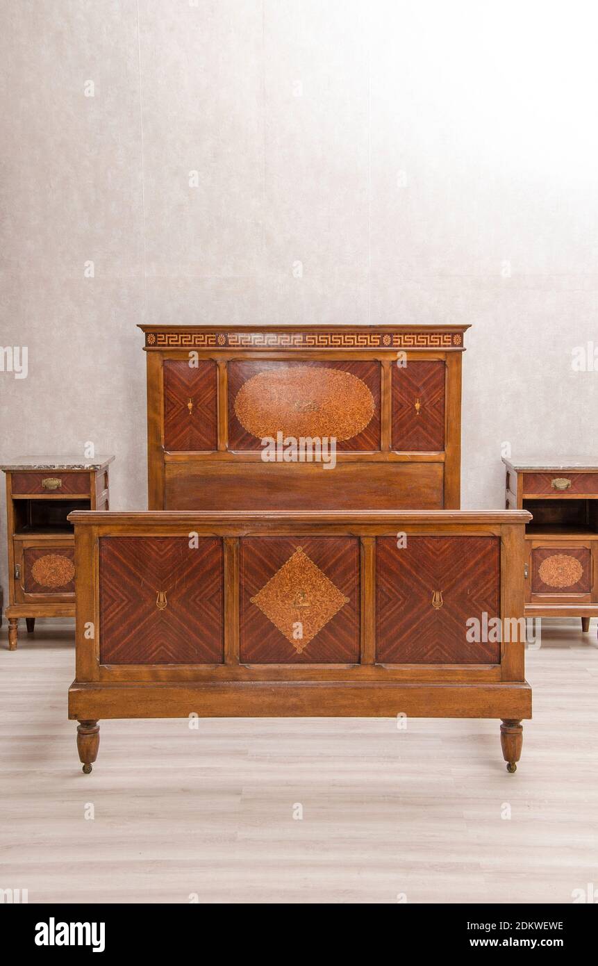 Detail Gambar Furniture Antik Nomer 21