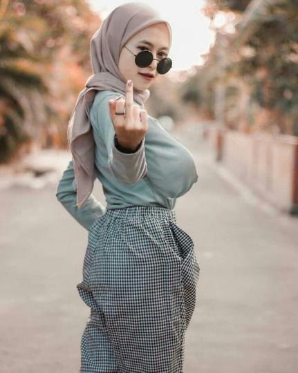 Detail Gambar Gadis Berhijab Nomer 25