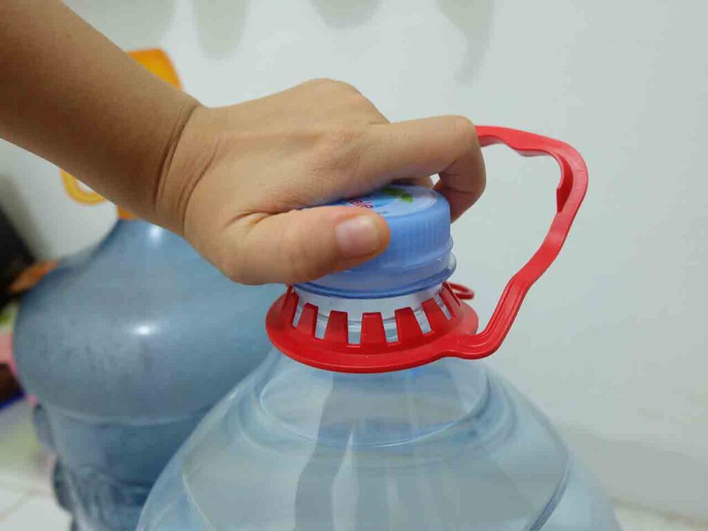 Detail Gambar Galon Aqua Dari Sisi Depan Nomer 27