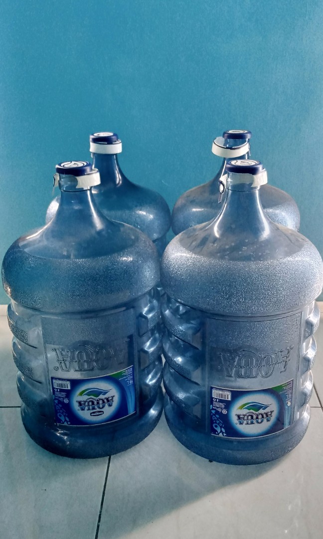 Detail Gambar Galon Aqua Dari Sisi Depan Nomer 4