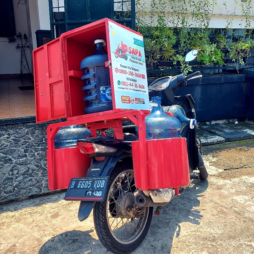 Detail Gambar Galon Aqua Dari Sisi Depan Nomer 31