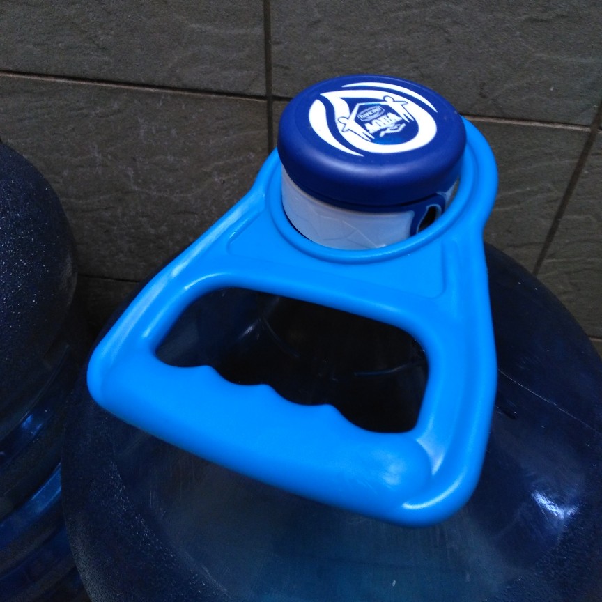 Detail Gambar Galon Aqua Dari Sisi Depan Nomer 41