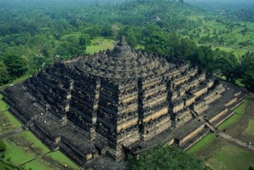 Detail Gambar Gambar Candi Nomer 33