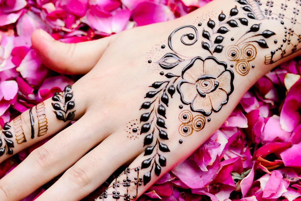 Detail Gambar Gambar Henna Tangan Nomer 6