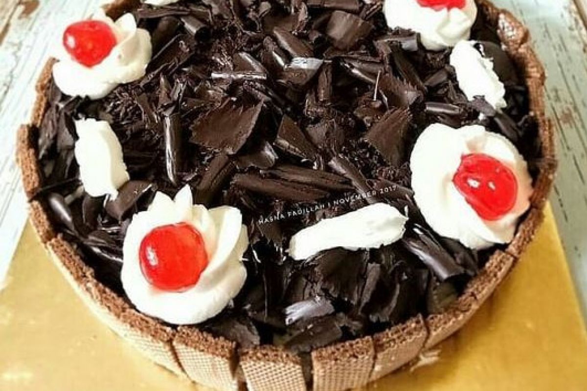 Detail Gambar Gambar Kue Ulang Tahun Nomer 36